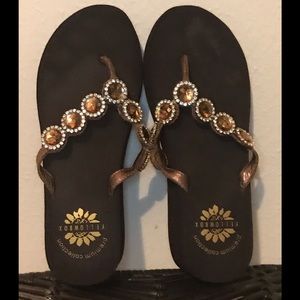 discontinued yellow box flip flops